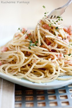 Spaghetti z łososiem, kawiorem i wódką