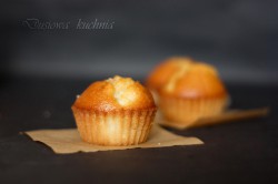 muffinki z gruszkami