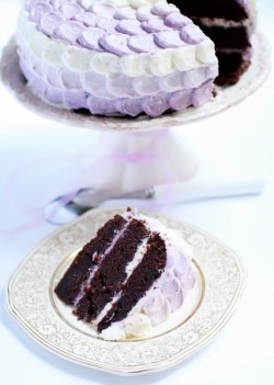 pastelowy tort czekoladowo-serowy