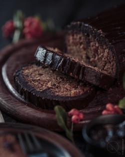 piernik bezglutenowy z polewa czekoladowa