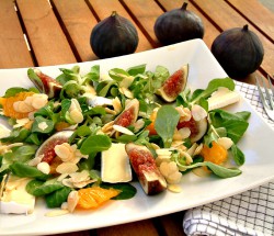 Inspirująco o jedzeniu i kuchni. : Sałatka z figami i lekkim dressingiem pomarańczowym