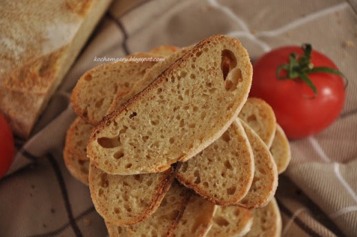 Chleb z semoliną na zakwasie