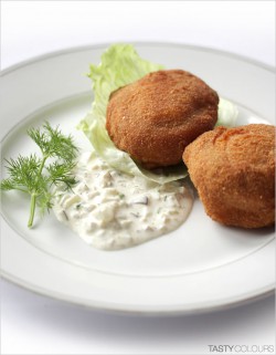 Breaded Button Mushrooms Stuffed with Sheep’s Cheese