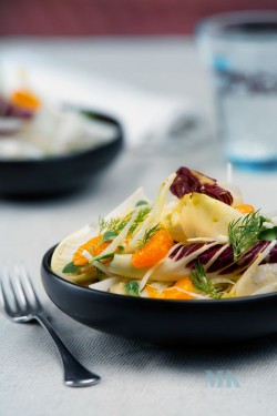 Salatka walentynkowa-mandarynki, fenkul, cykoria