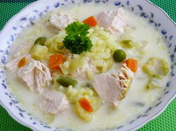 zupa jarzynowa z kurczakiem i ryżem