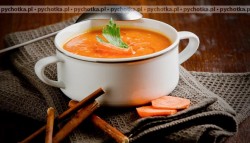 Zupa z marchewki z cebulą