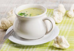 Zupa kalafiorowa ( wiosenna )